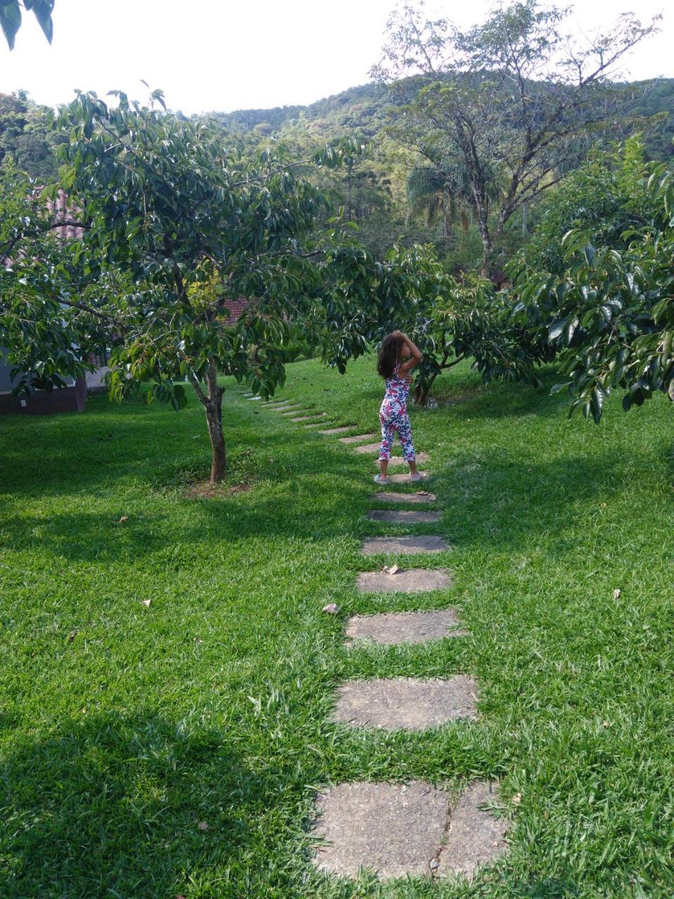 Pousada Recanto Dos Pinheiros Pilar do Sul Exterior foto